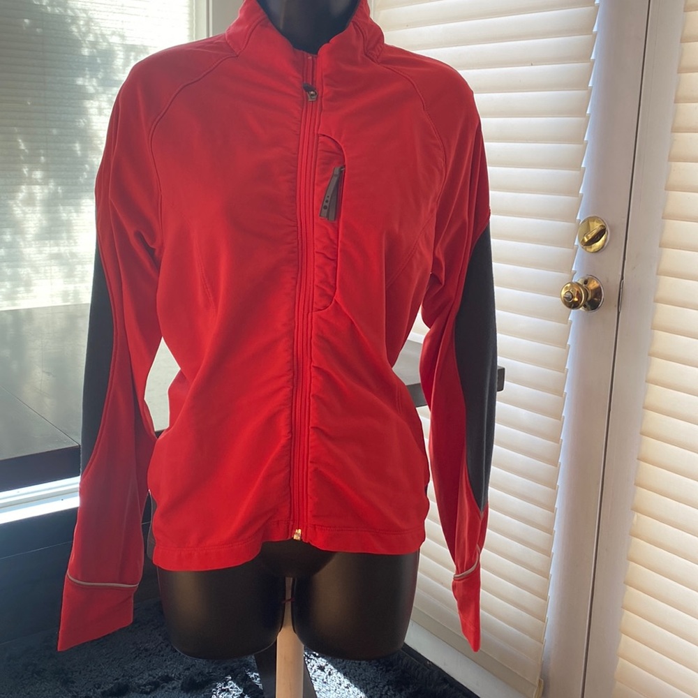 REI Women’s jacket S